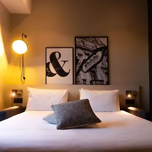 Hotel Mercure Tour Eiffel Pont Mirabeau París